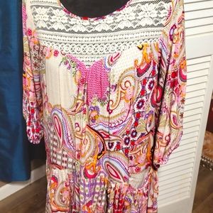 Light weight Cream/ Rose colored Umgee Dress Size Small. Great for Summer Nights